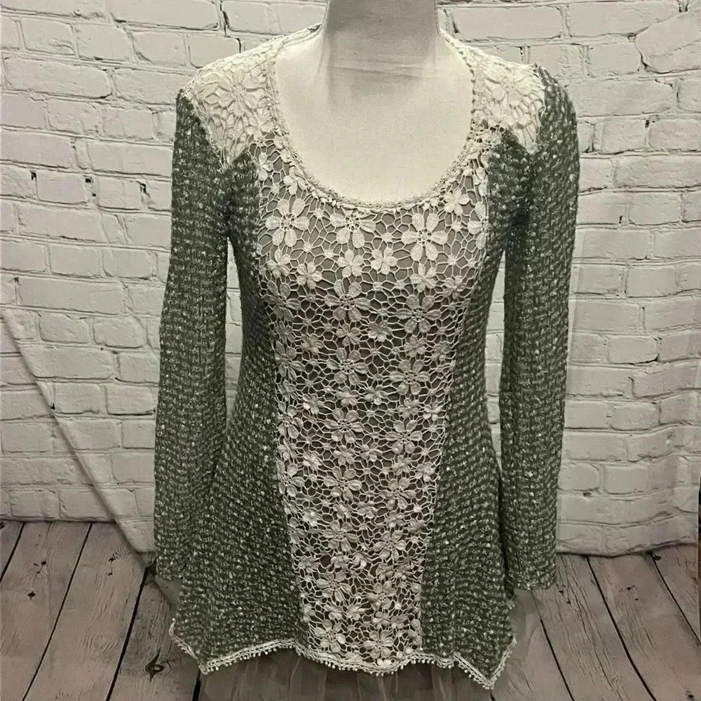 Altar’d State Grey Sweater Size Small